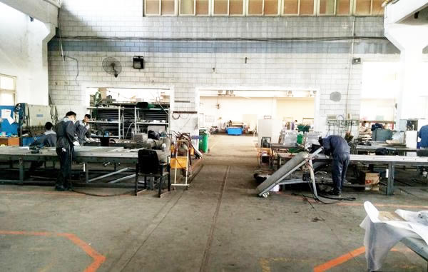 小件焊接區_http://m.xmmyix.com/